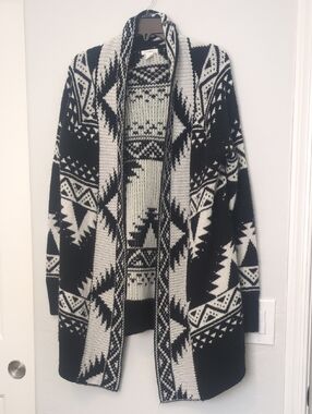 Caslon Black and Cream Aztec Open Cardigan